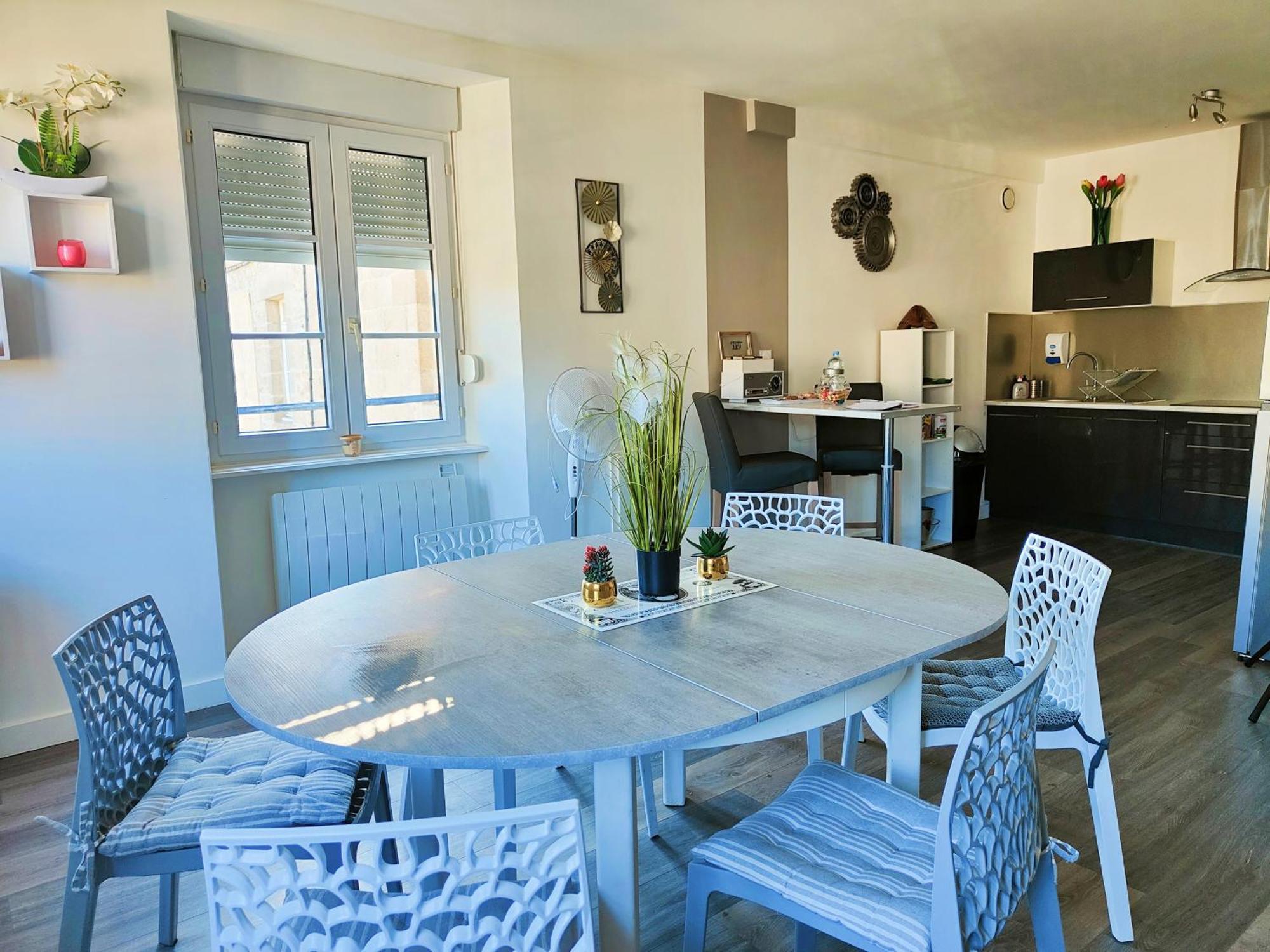 Les Appartements Du Marche Dinan Zimmer foto